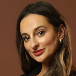 Speaker - DT Alina Ceclan